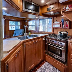 N40 Salty Lady galley 3