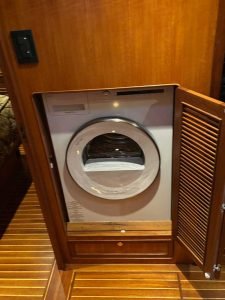 30) Laundry Washer