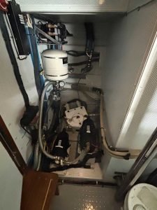 41) Eng Room Actuator Port