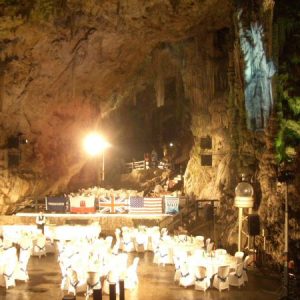NAR The Cave